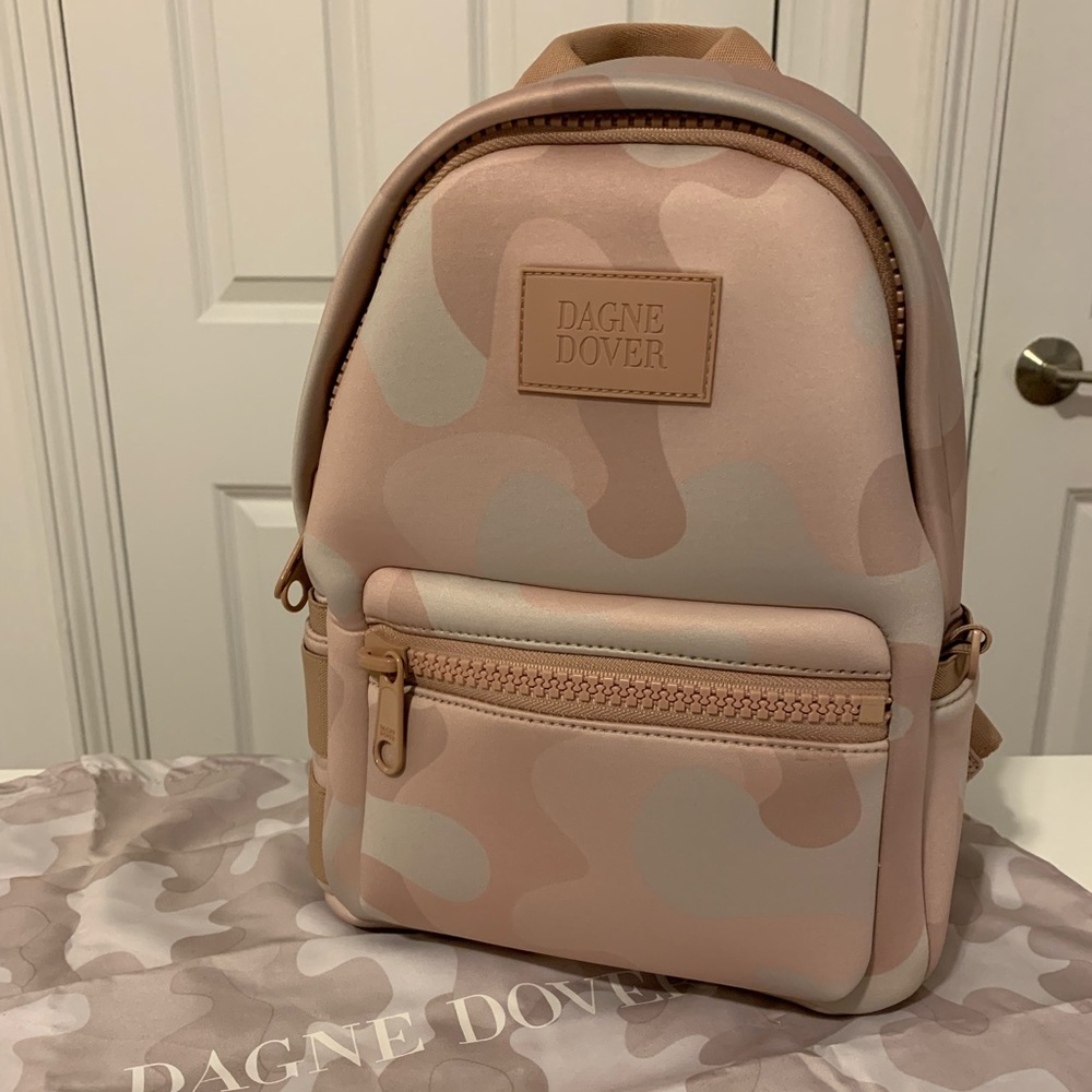 NWOT Dagne Dover Dakota Pink Camo Neoprene Backpack